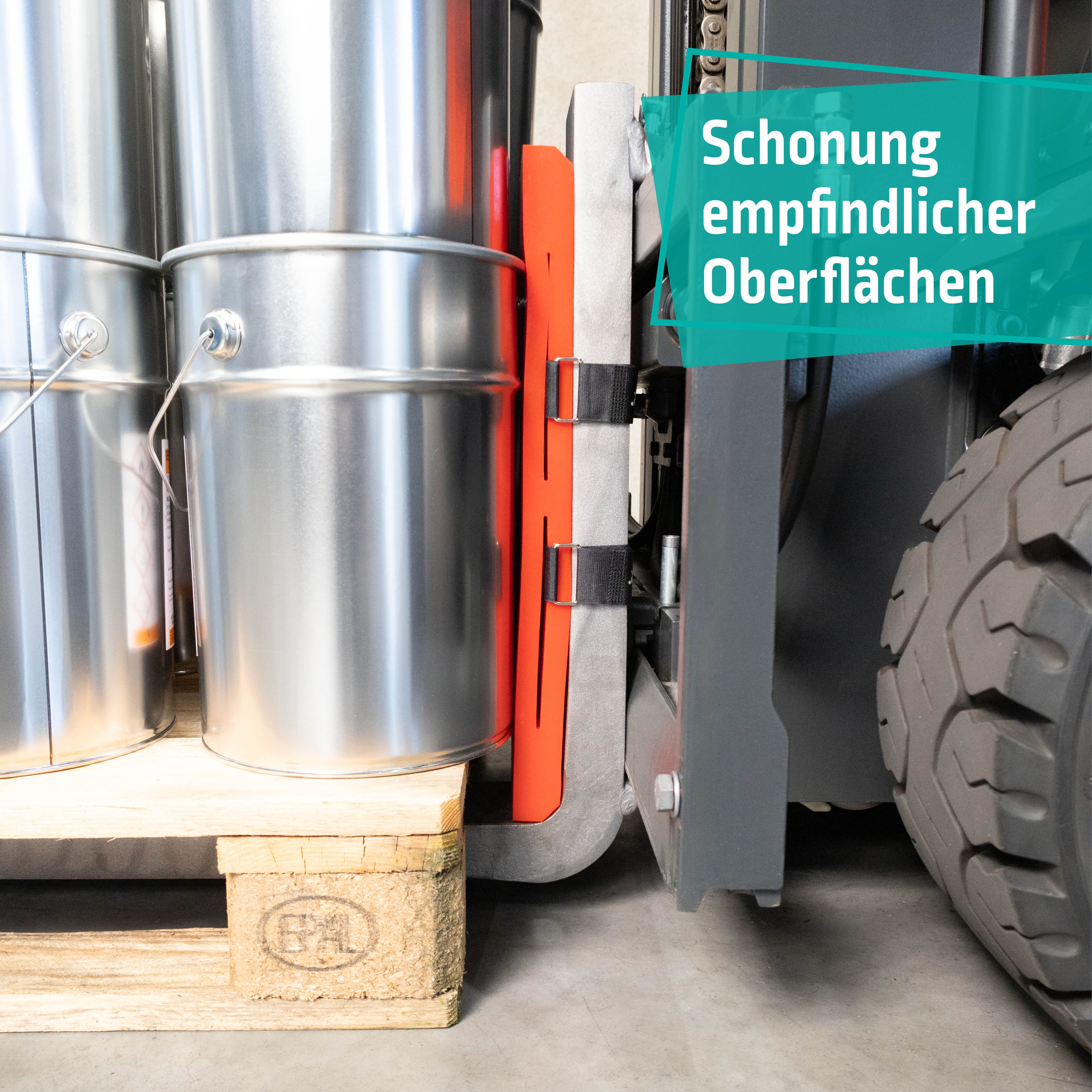 Prallschutz rot als Anfahrschutz für empfindliche Edelstahl-Fässer