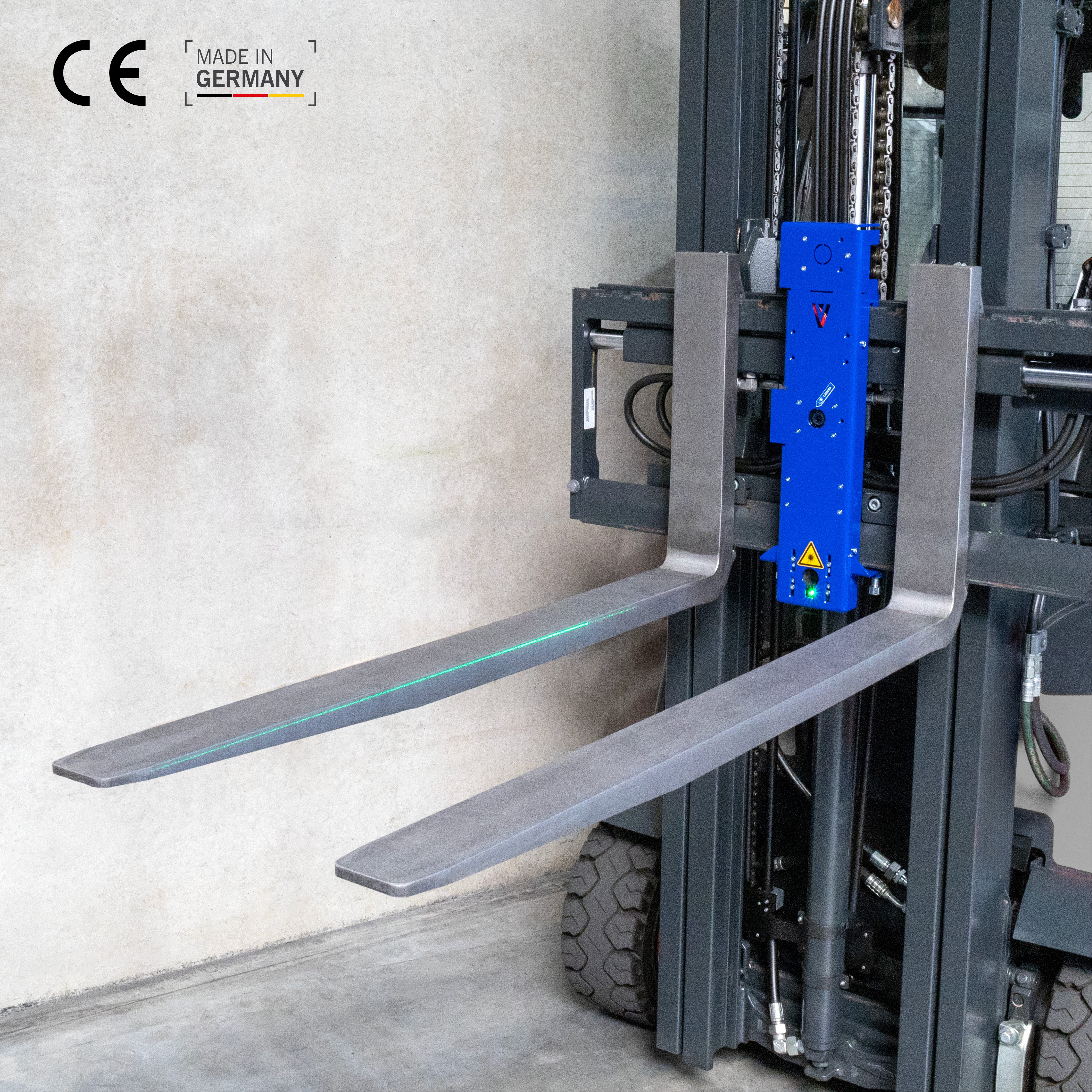 LIZZARD Premium am Gabelstapler, Titelbild ohne Text